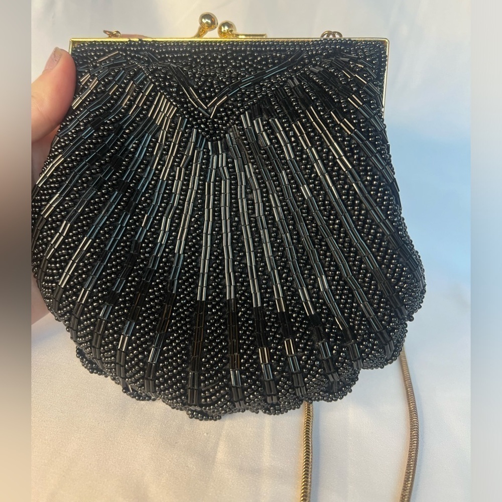 Vintage Carla Marchi Black Beaded Snap Shell Crossbody - Picture 3 of 9